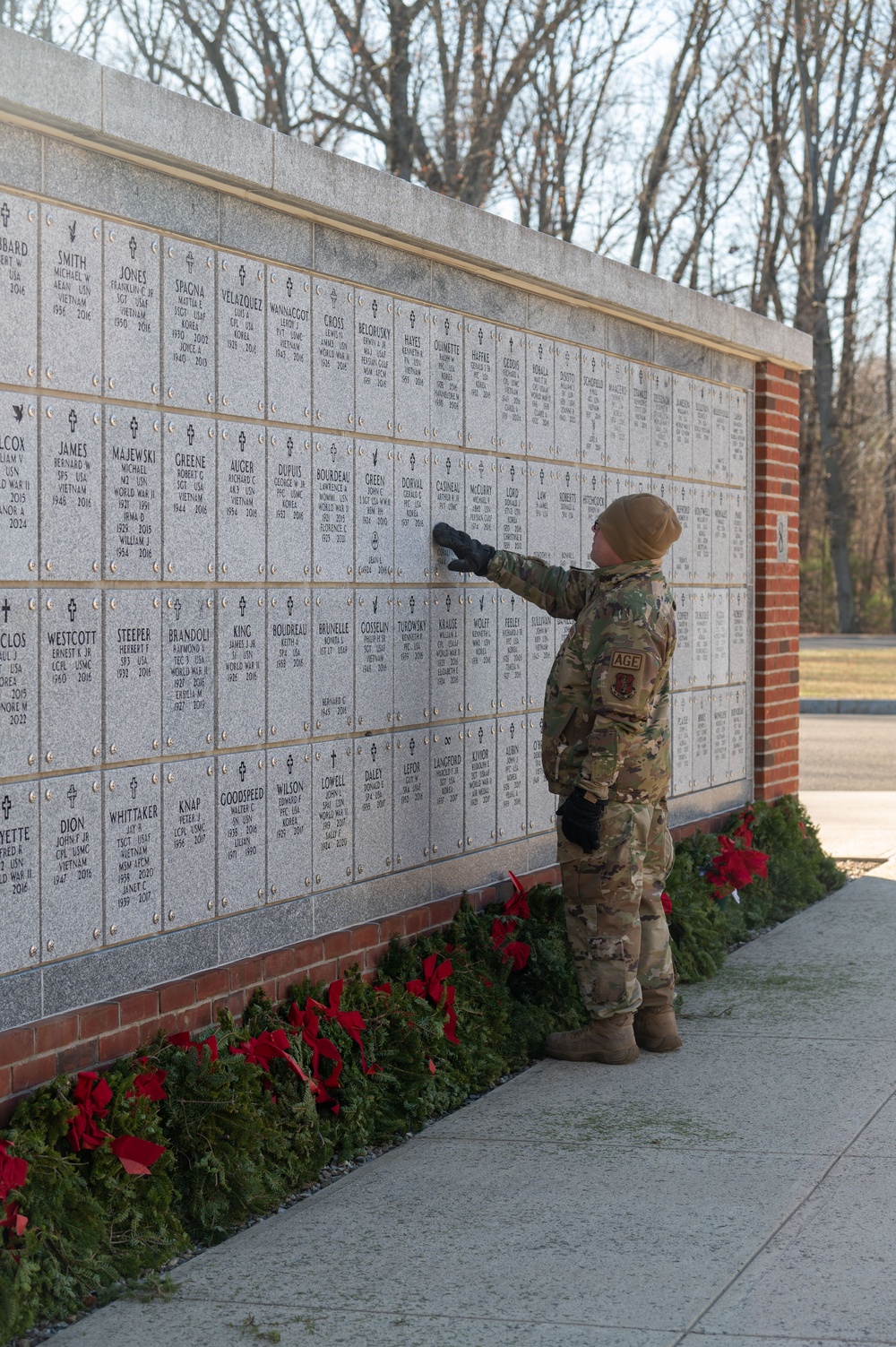 104th Fighter Wing volunteers with Wreaths Across America