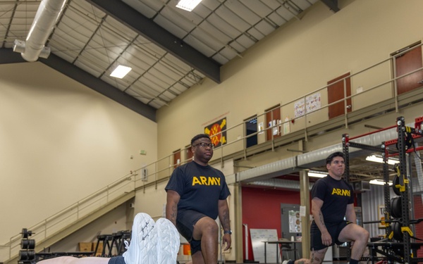 Soldiers from WRAIR-West participate in BET-HIIT training