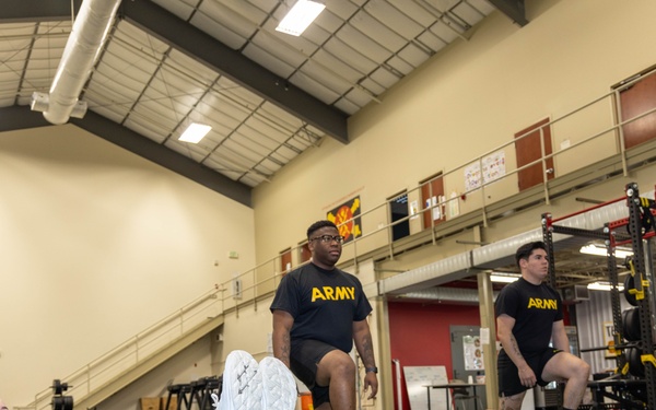 Soldiers from WRAIR-West participate in BET-HIIT training