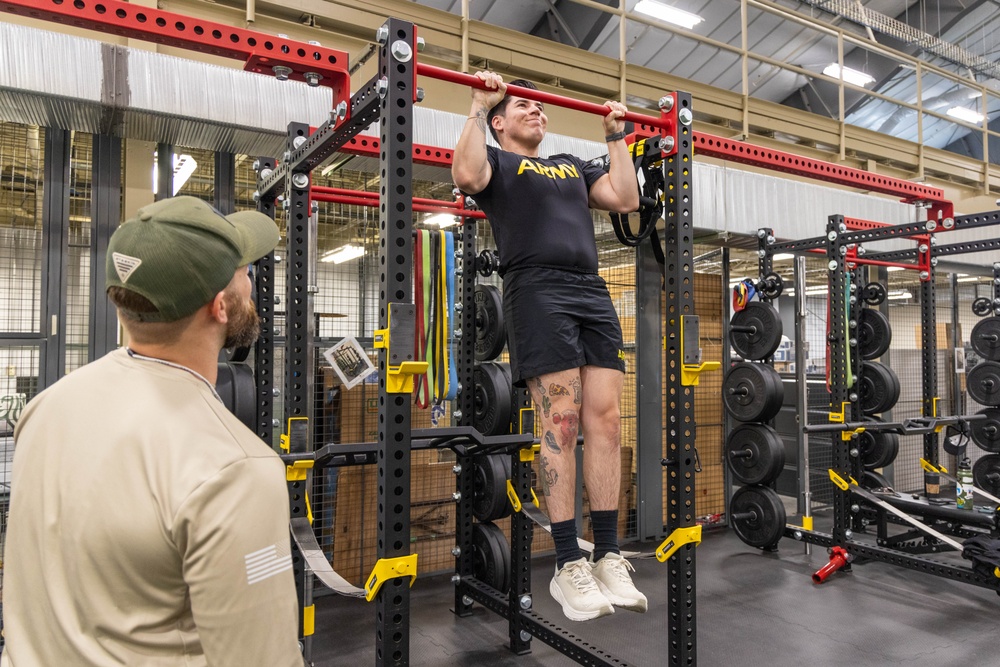 Soldiers from WRAIR-West participate in BET-HIIT training