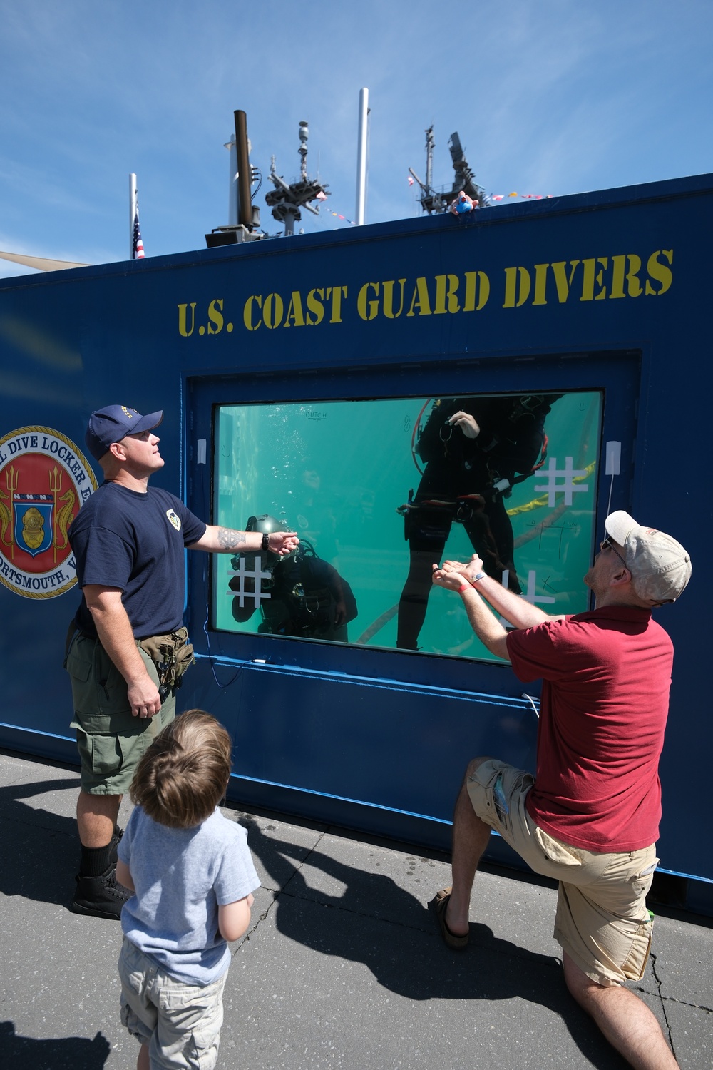 Coast Guard Divers support recruitment during Fleet Week