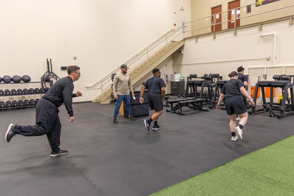 Soldiers from WRAIR-West participate in BET-HIIT training