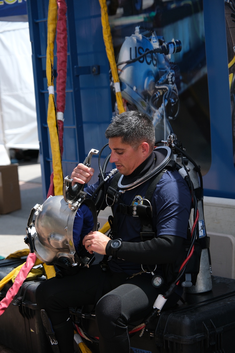 Coast Guard Divers support recruitment during Fleet Week