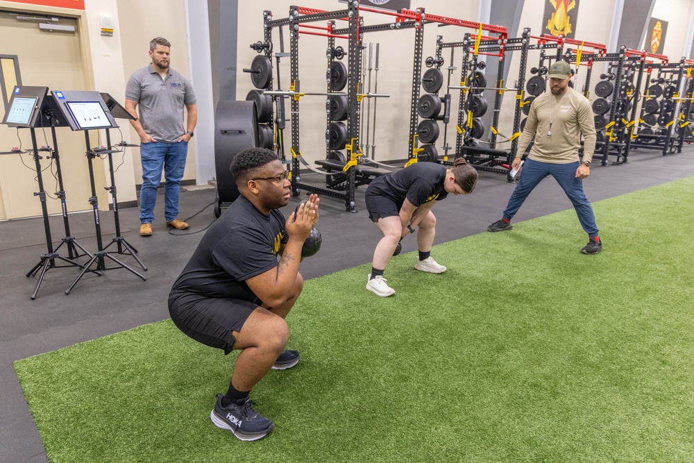 Soldiers from WRAIR-West participate in BET-HIIT training