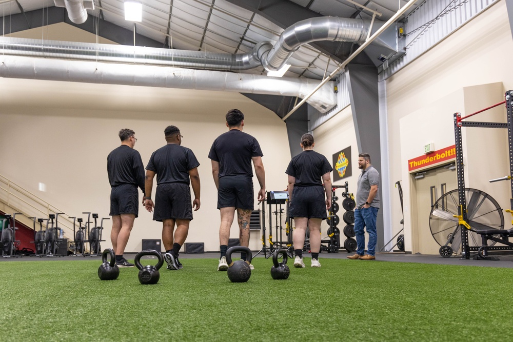 Soldiers from WRAIR-West participate in BET-HIIT training