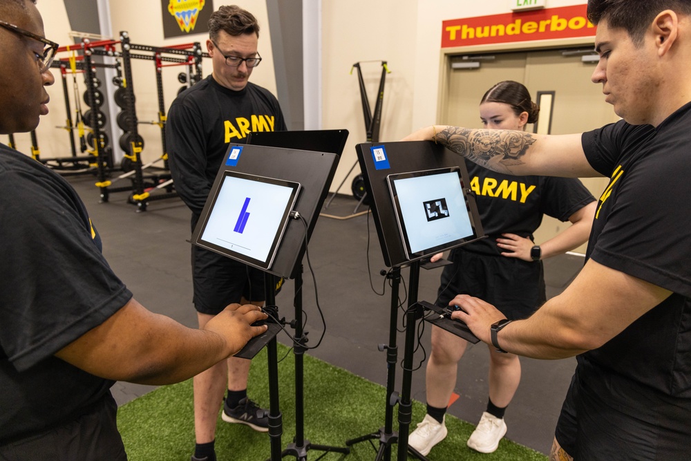 Soldiers from WRAIR-West participate in BET-HIIT training