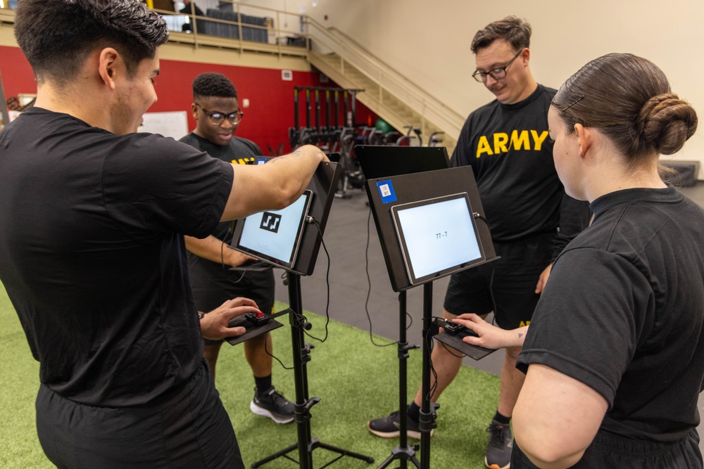 Soldiers from WRAIR-West participate in BET-HIIT training