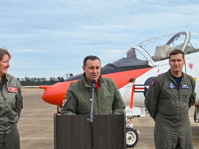 186 ARW and NAS Meridian sign Memorandum of Understanding