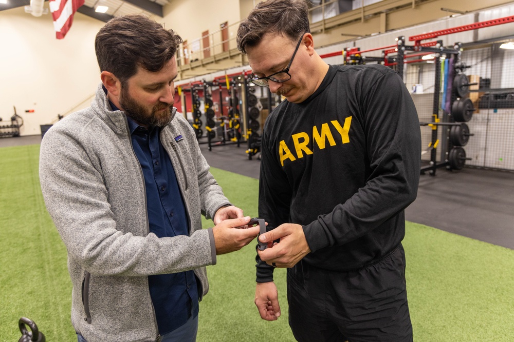 Soldiers from WRAIR-West participate in BET-HIIT training