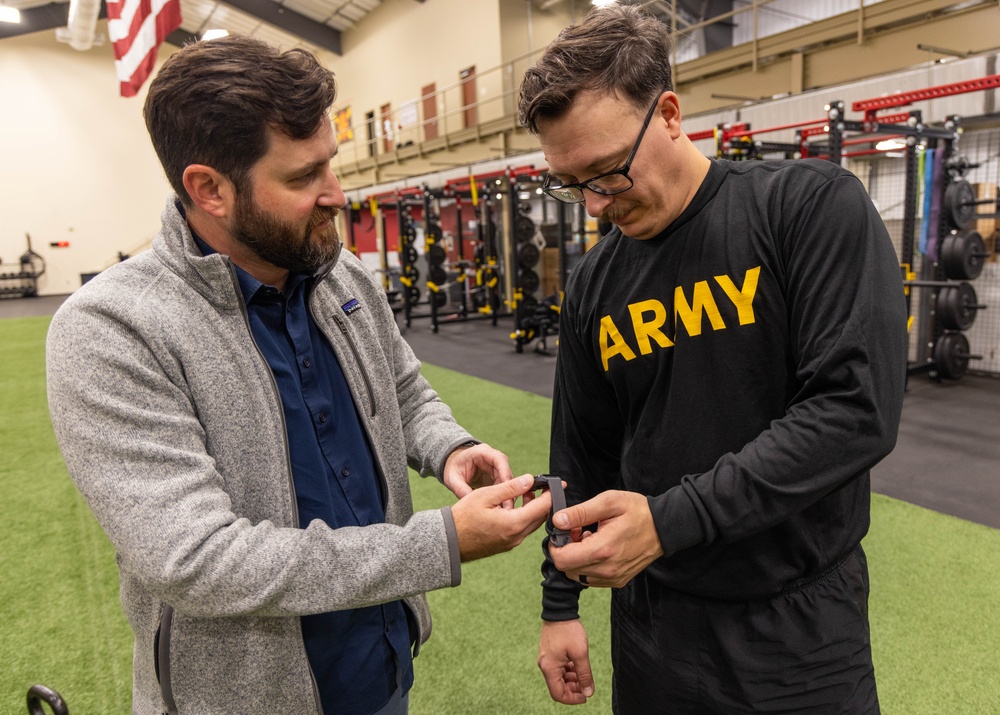 Soldiers from WRAIR-West participate in BET-HIIT training