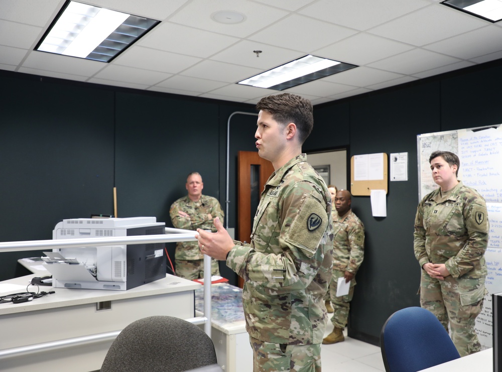 CSA visit to the Aviation Center of Excellence