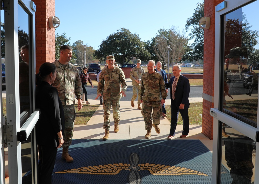 CSA visit to the Aviation Center of Excellence