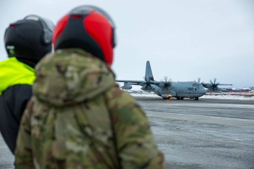 Toys for Tots sets Out to Utqiaġvik