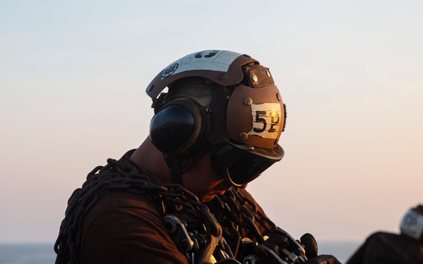Abraham Lincoln conducts flight operations