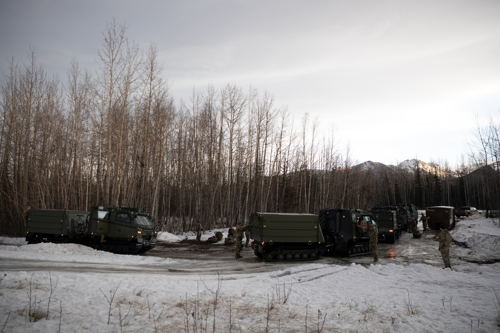 AKARNG aviators give 11th Airborne ‘Arctic Angels’ a lift during air assault training