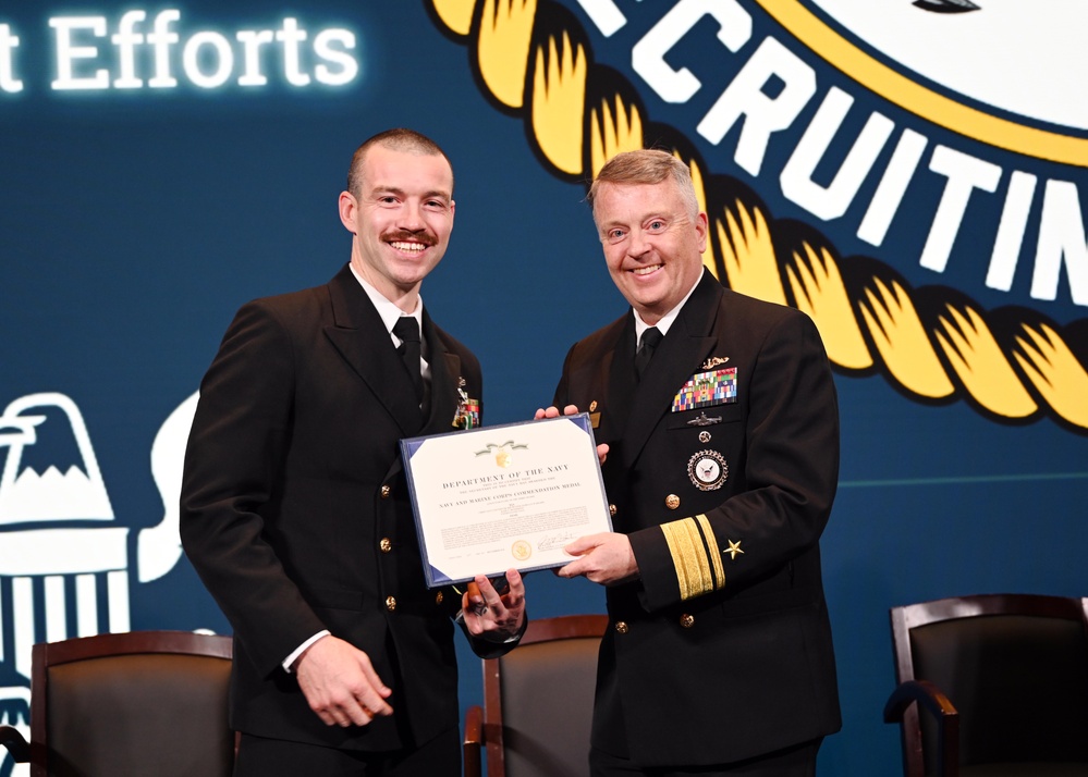 Navy Recruiters of the Year receive Recognition