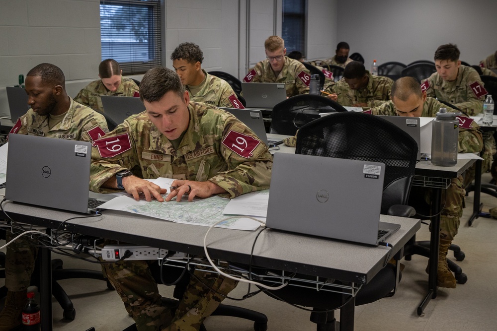 Alabama Guardsmen compete in Day 2 of Best Warrior Competition