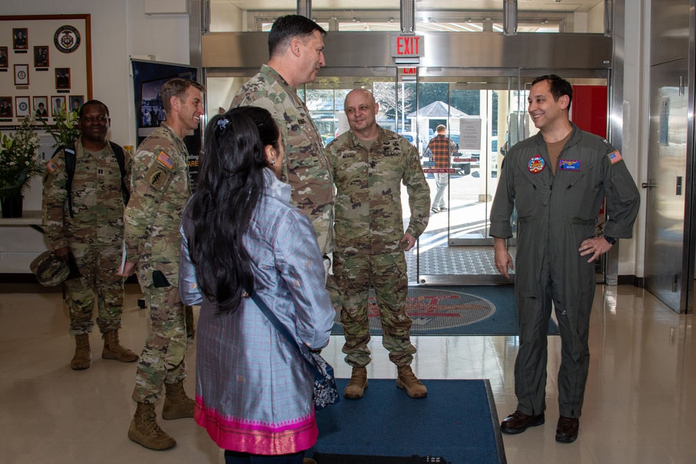 USARJ Visits NAF Atsugi