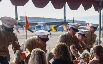 VMM-165 Conducts Change of Command Ceremony at MCAS Miramar