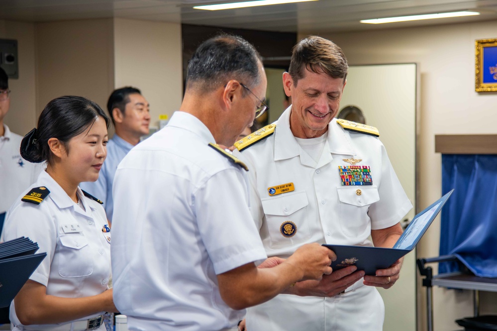 CJTF-M Attends Luncheon Hosted by the Republic of Korea Cruise Training Task Group