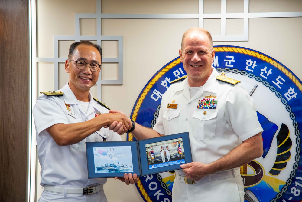 CJRM Attends Luncheon Hosted by the Republic of Korea Cruise Training Task Group