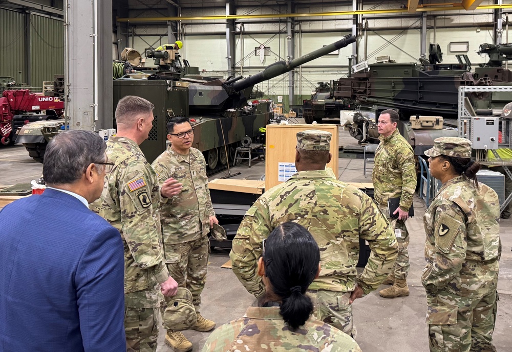 Army’s top sustainer, top operations officer in Europe visit APS-2 site in Mannheim