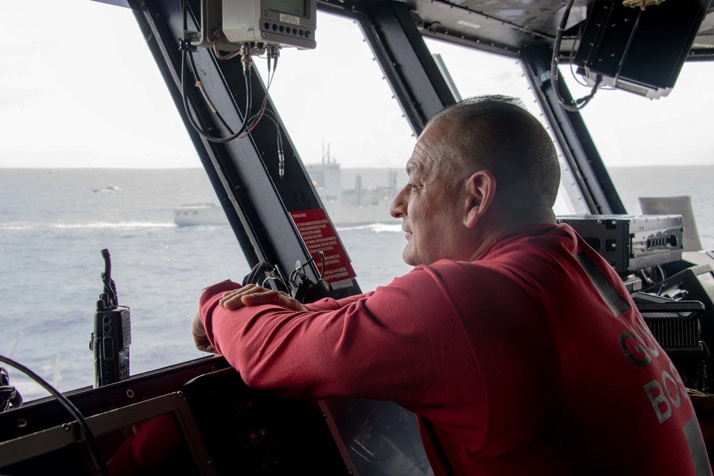 USS Carl Vinson (CVN 70) Conducts Routine Flight Operations in the Philippine Sea