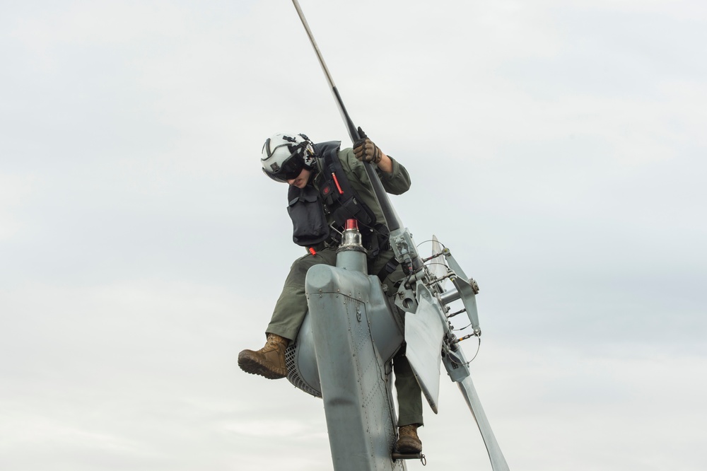 USS Carl Vinson (CVN 70) Conducts Routine Flight Operations in the Philippine Sea