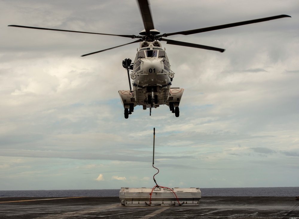 USS Carl Vinson (CVN 70) Conducts Routine Operations in the Philippine Sea