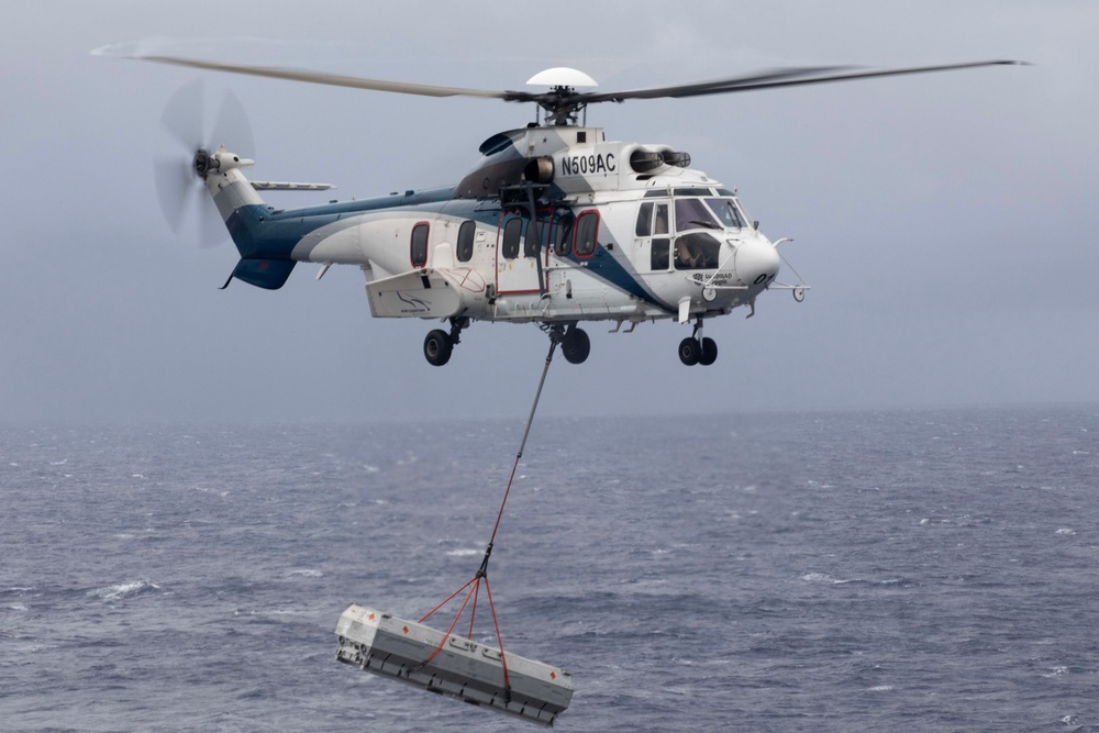 USS Carl Vinson (CVN 70) Conducts Routine Operations in the Philippine Sea