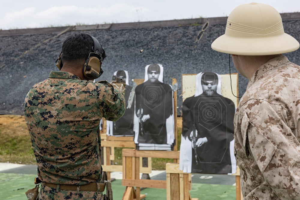 12th MLR Marines Practice for a Shooting Competition