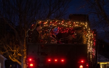 2d Marine Division Band Seven Ton Caroling