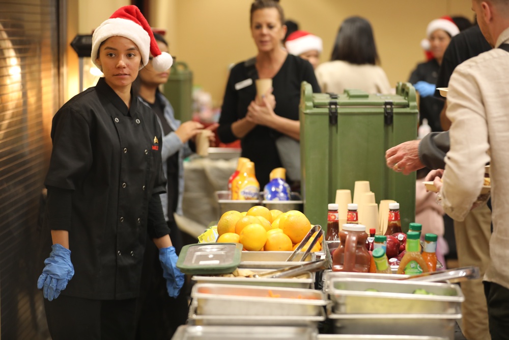 314th CSSB Holds Annual Holiday Party