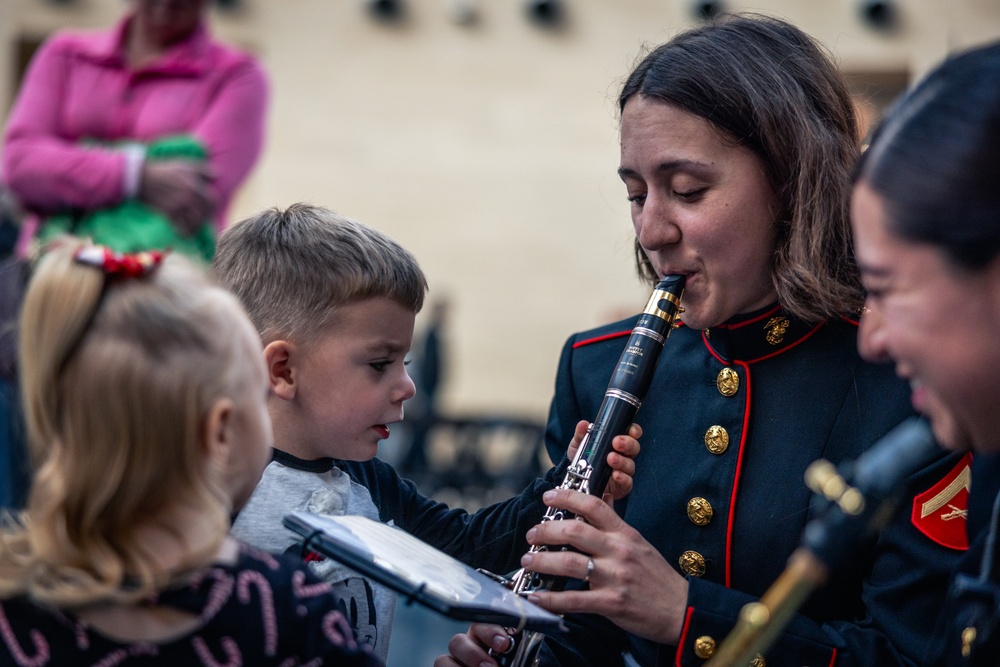 Marine Corps Quantico Band performs 2024 Holiday Concert