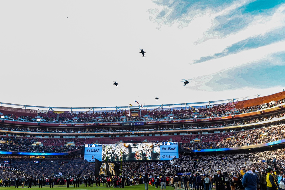 82nd CAB Participates in Army vs. Navy Game