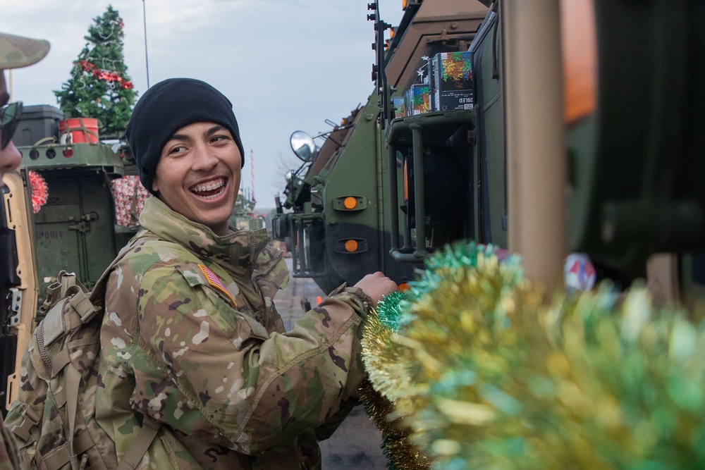 2nd Cavalry Regiment Decorates Convoy Vehicles for Holiday Dragoon Ride