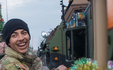 2nd Cavalry Regiment Decorates Convoy Vehicles for Holiday Dragoon Ride