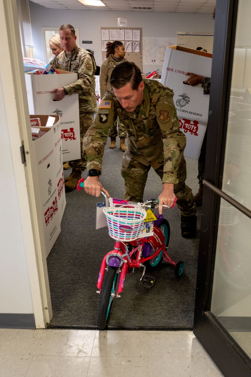 Fort Eustis Toys For Tots