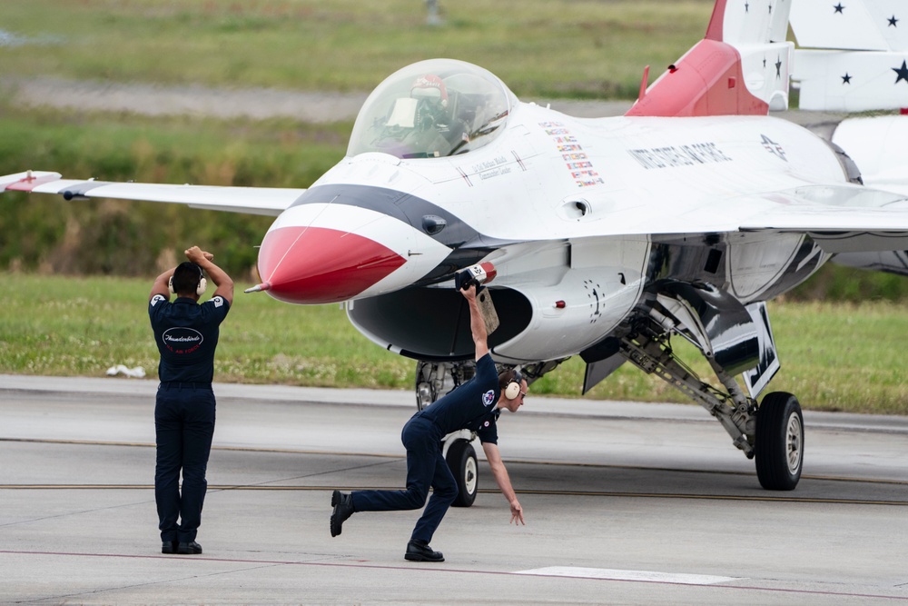 USAFADS perform at Charleston Airshow 2024