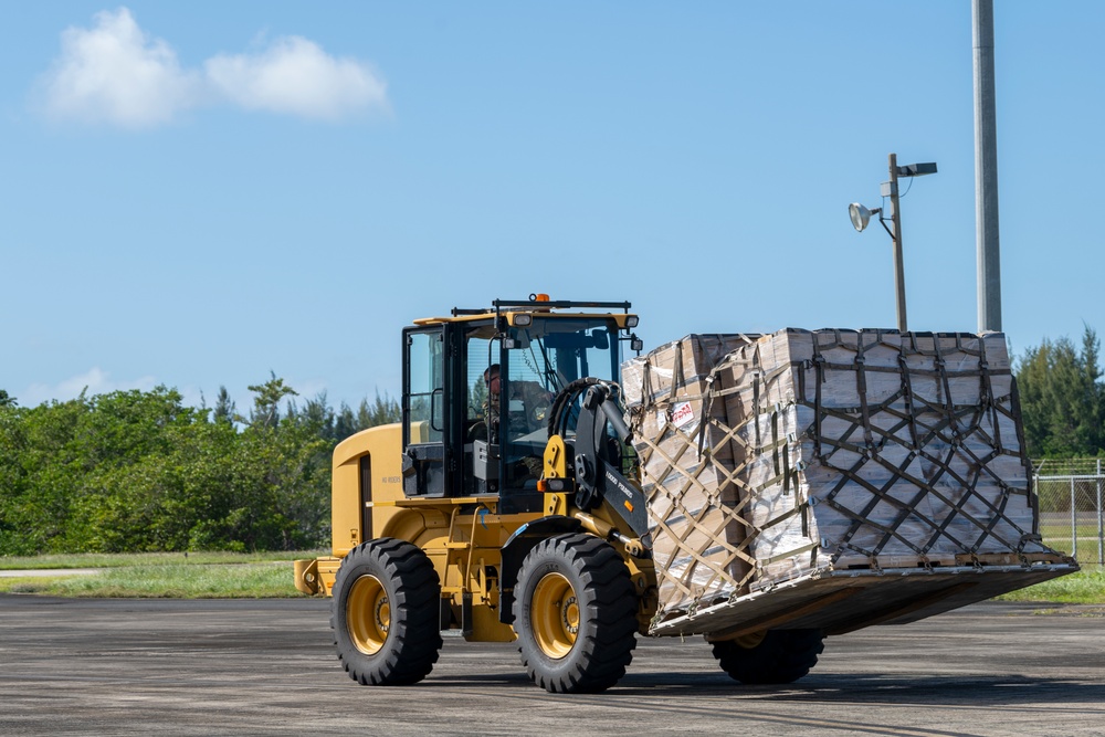 Blue Angels: Toys for Tots at 156th Wing