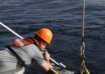 UUVGRU-1 Exercise with BAP Pisagua