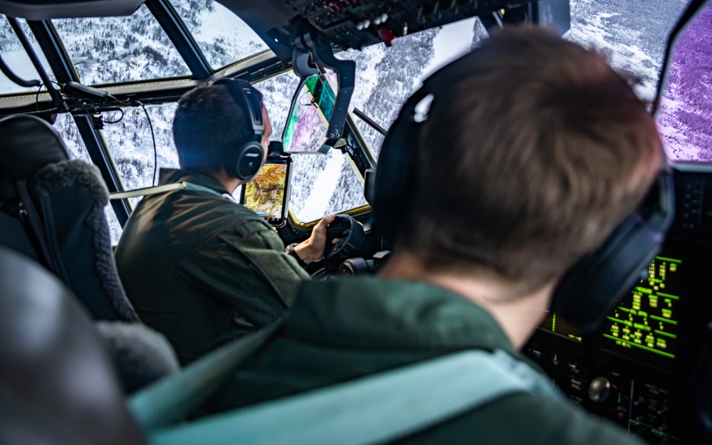 VMGR-153 supports Toys for Tots in Alaska