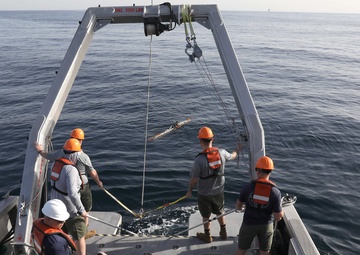 UUVGRU-1 Exercise with BAP Pisagua