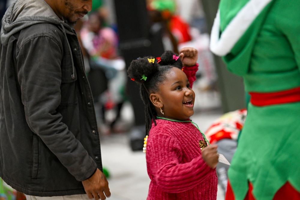 172nd Airlift Wing Hosts 18th Annual Flight to the North Pole