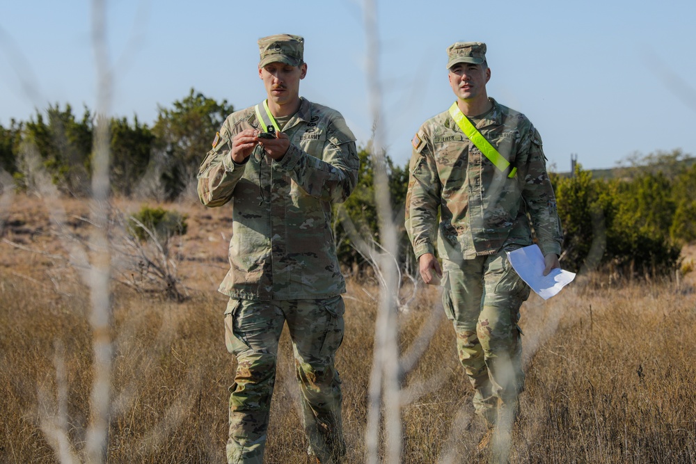 U.S. Army Soldiers with the 7th MPAD conduct land navigation