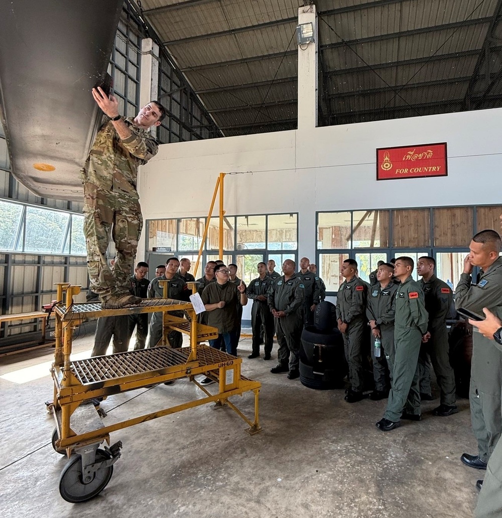 Washington Guard Partners with Royal Thai Army for Aviation Expert Exchange