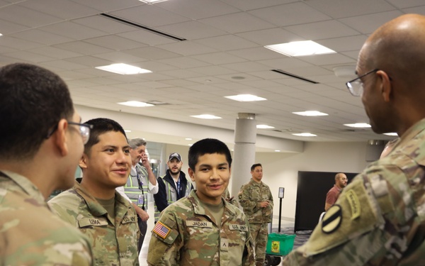 TRADOC CG visits CASCOM HBL