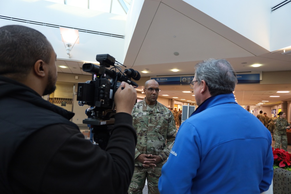 TRADOC CG visits CASCOM HBL