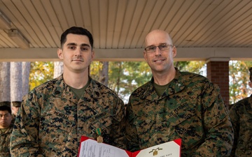 26th MEU Marine awarded for saving multiple people from automotive accident