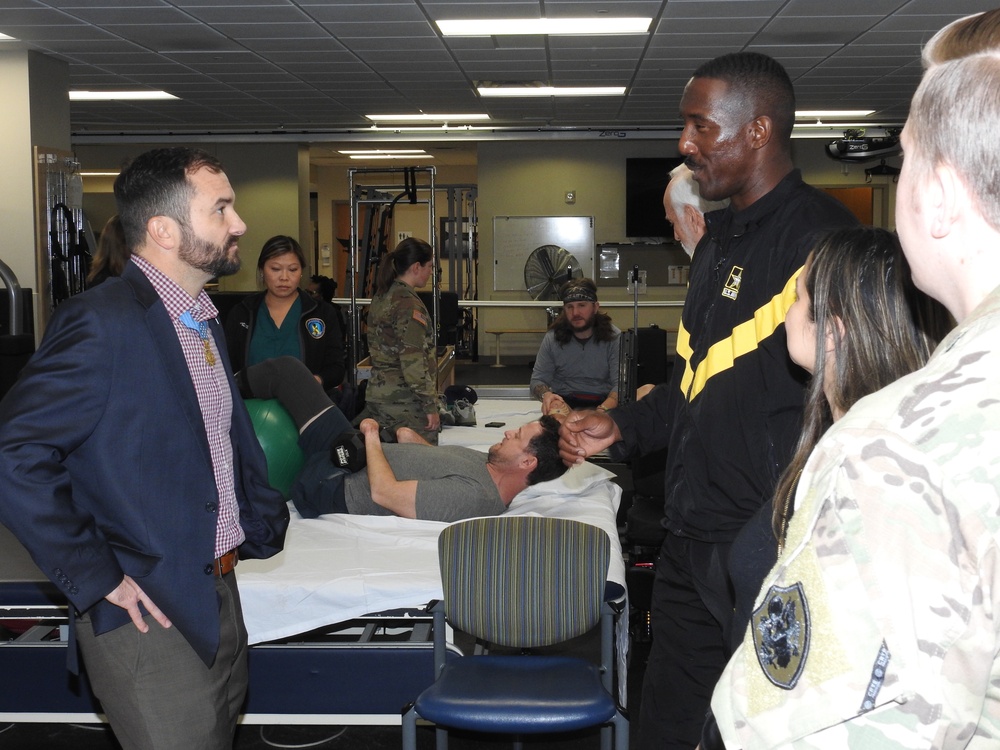 Medal of Honor recipients visit patients, staff at Walter Reed